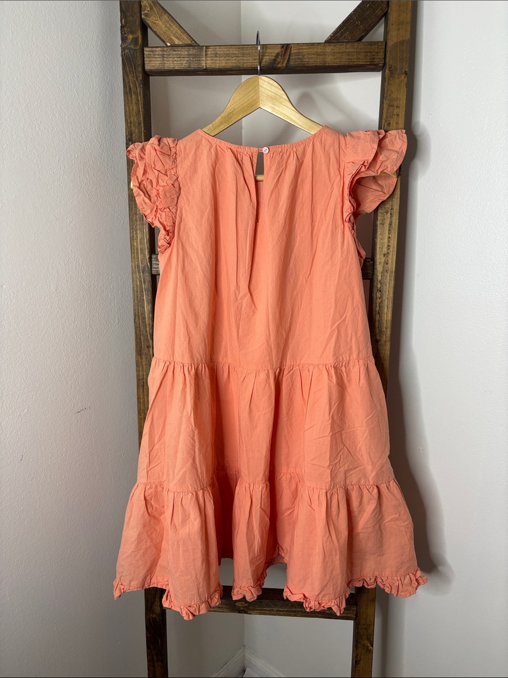 &merci Tiered Coral Ruffle-Sleeve Mini Dress Size S - Picture 4 of 4